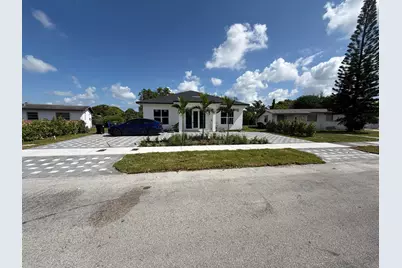 1705 NW 15th Street, Fort Lauderdale, FL 33311 - Photo 1