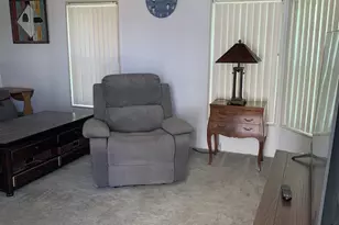 9 Universidad Ln, Port Saint Lucie, FL 34952 - Photo 19