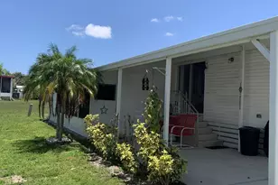 9 Universidad Ln, Port Saint Lucie, FL 34952 - Photo 9