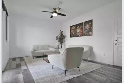4716 NW 84th Court, Doral, FL 33166 - Photo 5