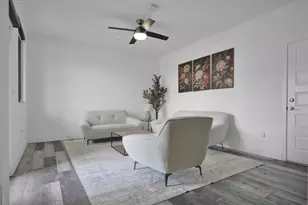 4716 NW 84th Ct, Doral, FL 33166 - Photo 5