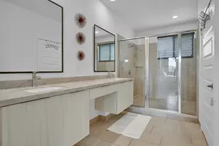 4716 NW 84th Ct, Doral, FL 33166 - Photo 23
