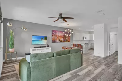 4716 NW 84th Court, Doral, FL 33166 - Photo 9