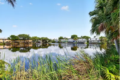 4001 NE 14th Avenue, Oakland Park, FL 33334 - Photo 15