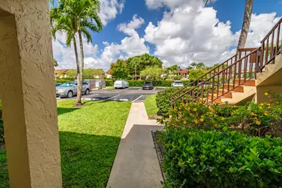 4688 Lucerne Lakes Blvd Boulevard E #104, Lake Worth, FL 33467 - Photo 7