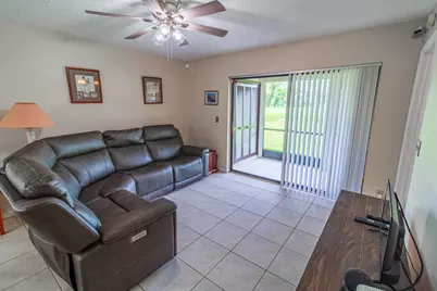 4688 Lucerne Lakes Blvd Boulevard E #104, Lake Worth, FL 33467 - Photo 27