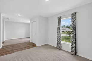 330 SE Huron Terrace, Port Saint Lucie, FL 34983 - Photo 9