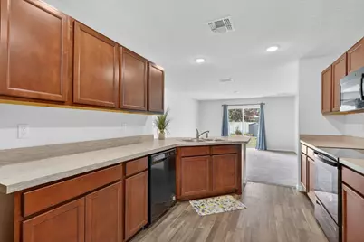 330 SE Huron Terrace, Port Saint Lucie, FL 34983 - Photo 13