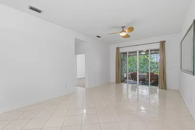 10168 Lombardy Drive, Tamarac, FL 33321 - Photo 25