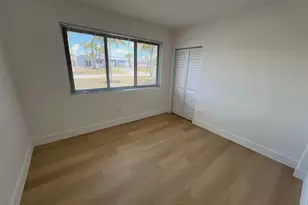1350 NE 162nd St, North Miami Beach, FL 33162 - Photo 11