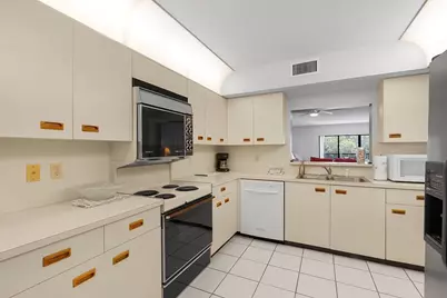 300 N Highway A1A #203c, Jupiter, FL 33477 - Photo 15
