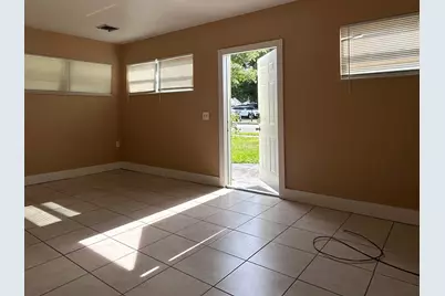 308 S 8th Street, Fort Pierce, FL 34950 - Photo 3