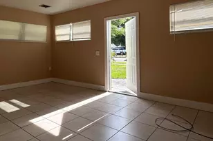 308 S 8th St, Fort Pierce, FL 34950 - Photo 3