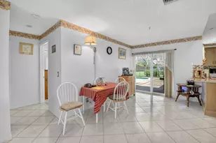 8344 Blue Cypress Dr, Lake Worth, FL 33467 - Photo 9