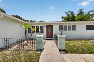 601 Evelyn Ct, West Palm Beach, FL 33413 - Photo 5