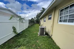 17120 NW 17th Ct, Miami Gardens, FL 33056 - Photo 17