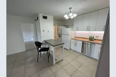 1105 Green Pine Boulevard #C1, West Palm Beach, FL 33409 - Photo 3