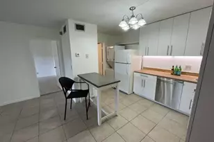 1105 Green Pine Blvd, West Palm Beach, FL 33409 - Photo 3