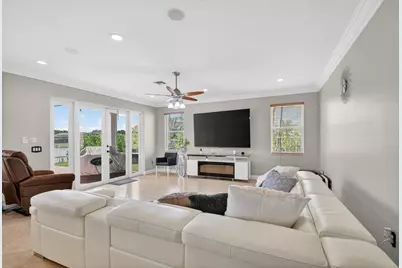 2214 Ridgewood Circle, Royal Palm Beach, FL 33411 - Photo 5