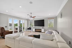 2214 Ridgewood Cir, Royal Palm Beach, FL 33411 - Photo 5