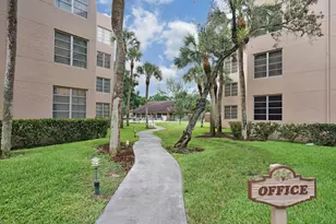 1831 Sabal Palm Dr, Davie, FL 33324 - Photo 41