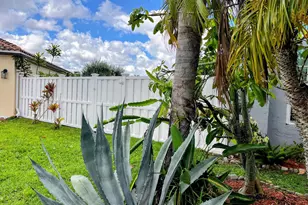 9590 Islamorada Terrace, Boca Raton, FL 33496 - Photo 3