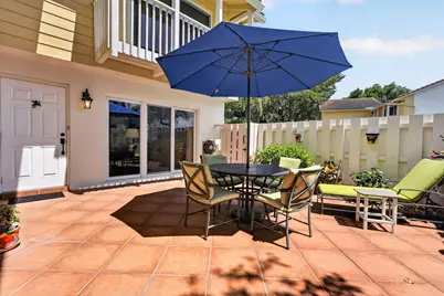 290 Seabreeze Circle, Jupiter, FL 33477 - Photo 5