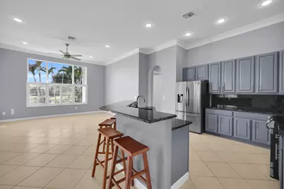7041 SE Bay Hill Drive, Stuart, FL 34997 - Photo 11