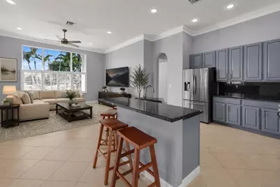 7041 SE Bay Hill Drive, Stuart, FL 34997 - Photo 13