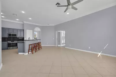 7041 SE Bay Hill Drive, Stuart, FL 34997 - Photo 17
