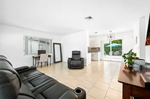2411 Gulfstream Dr, Miramar, FL 33023 - Photo 5