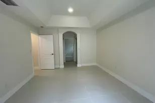 1806 NW 98th Ave NW, Pembroke Pines, FL 33024 - Photo 23