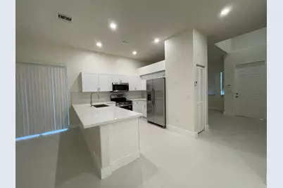 1806 NW 98th Avenue NW, Pembroke Pines, FL 33024 - Photo 13