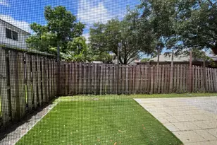 1806 NW 98th Ave NW, Pembroke Pines, FL 33024 - Photo 55