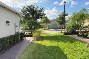 12845 SW Lake Fern Cir, Port Saint Lucie, FL 34987 - Photo 7