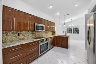 7558 Ironbridge Cir, Delray Beach, FL 33446 - Photo 3