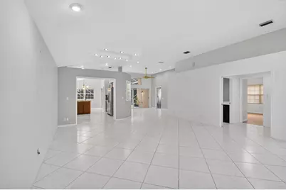7558 Ironbridge Circle, Delray Beach, FL 33446 - Photo 9