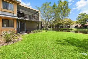 28 Wimbledon Lake Dr, Plantation, FL 33324 - Photo 25