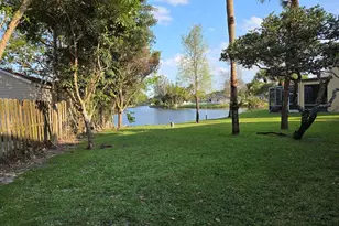 1888 SW 53rd Ave, Plantation, FL 33317 - Photo 3