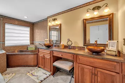1888 SW 53rd Avenue, Plantation, FL 33317 - Photo 23