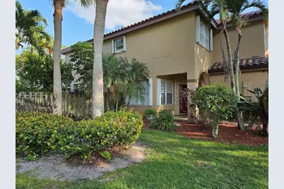 1888 SW 53rd Avenue, Plantation, FL 33317 - Photo 5