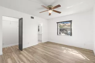 2455 NW 89th Dr, Coral Springs, FL 33065 - Photo 15