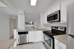2297 SW 15th St, Deerfield Beach, FL 33442 - Photo 7