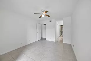 2297 SW 15th St, Deerfield Beach, FL 33442 - Photo 15