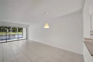 2297 SW 15th St, Deerfield Beach, FL 33442 - Photo 11