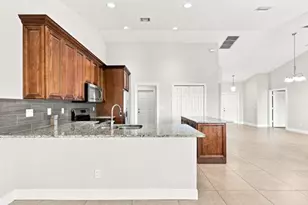 5866 NW Mesa Cir, Port Saint Lucie, FL 34986 - Photo 35