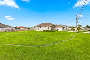 5866 NW Mesa Cir, Port Saint Lucie, FL 34986 - Photo 15