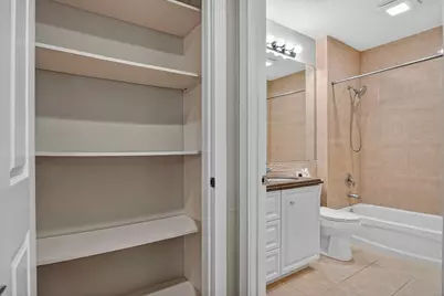 37 E Harbour Isle Dr Drive E #106, Fort Pierce, FL 34949 - Photo 31