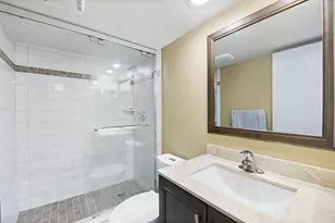 4015 W Palm Aire Dr, Pompano Beach, FL 33069 - Photo 9
