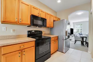 2122 SE Grand Dr, Port Saint Lucie, FL 34952 - Photo 15
